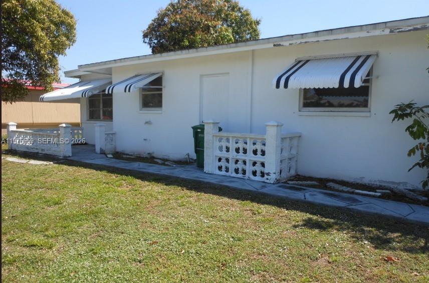 4955 Nw 55th Street Property Photo 2