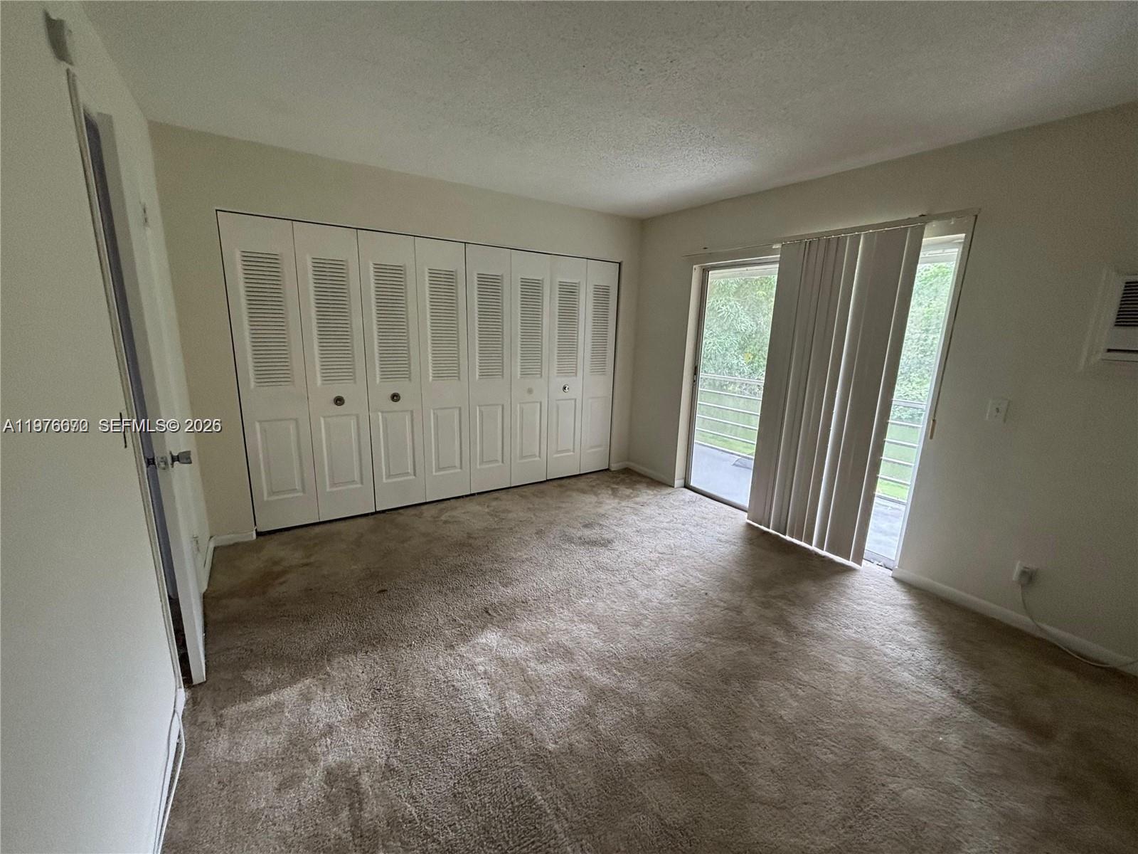 36 Windsor B Property Photo 6