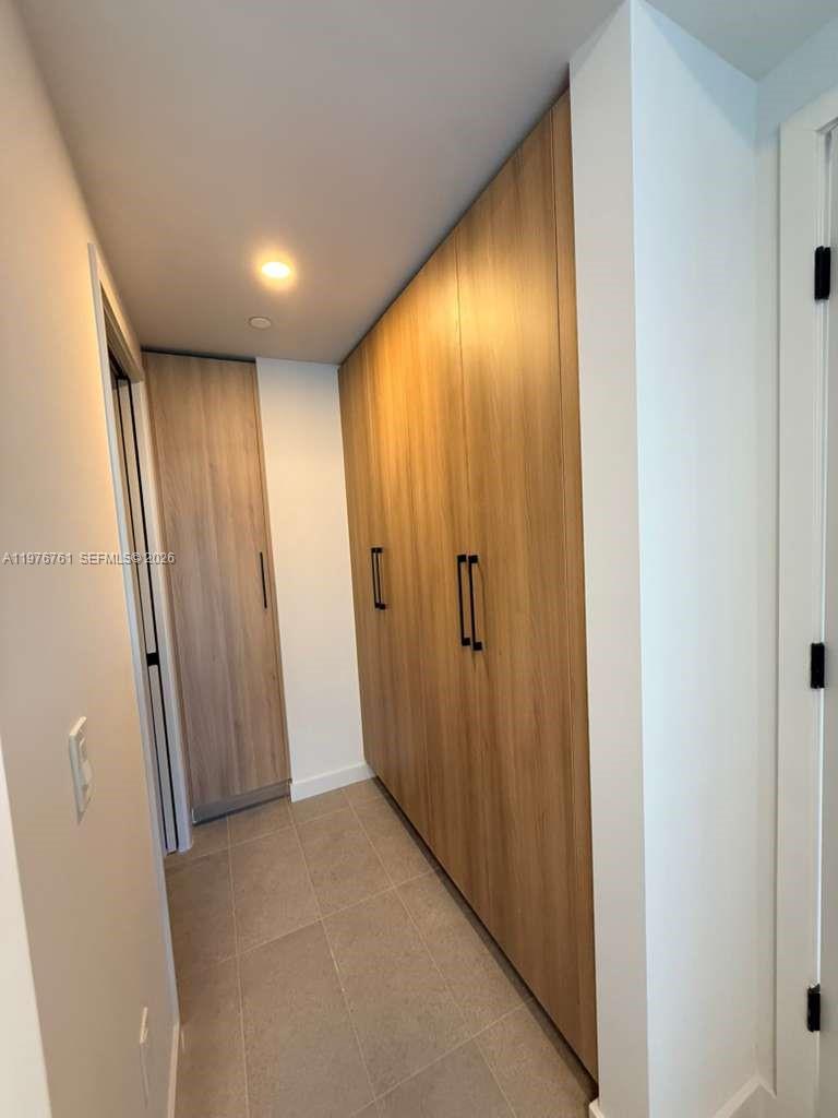 A11976761 Property Photo 11