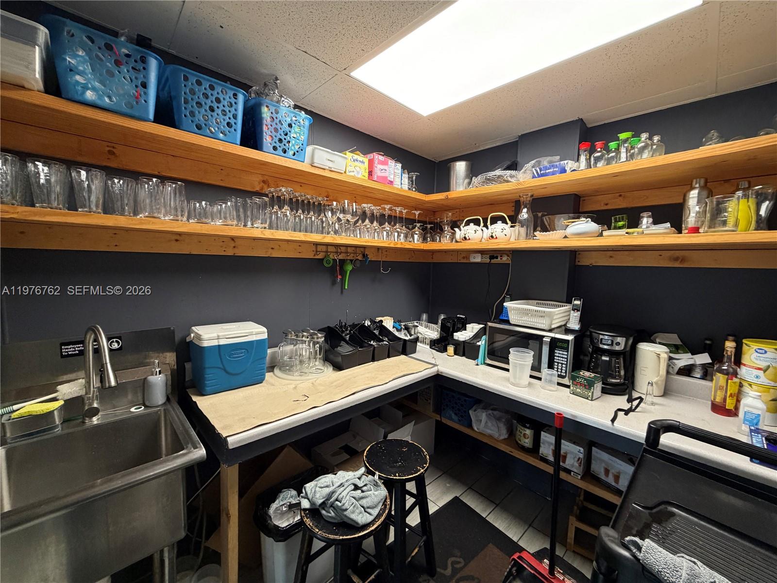 A11976762 Property Photo 7
