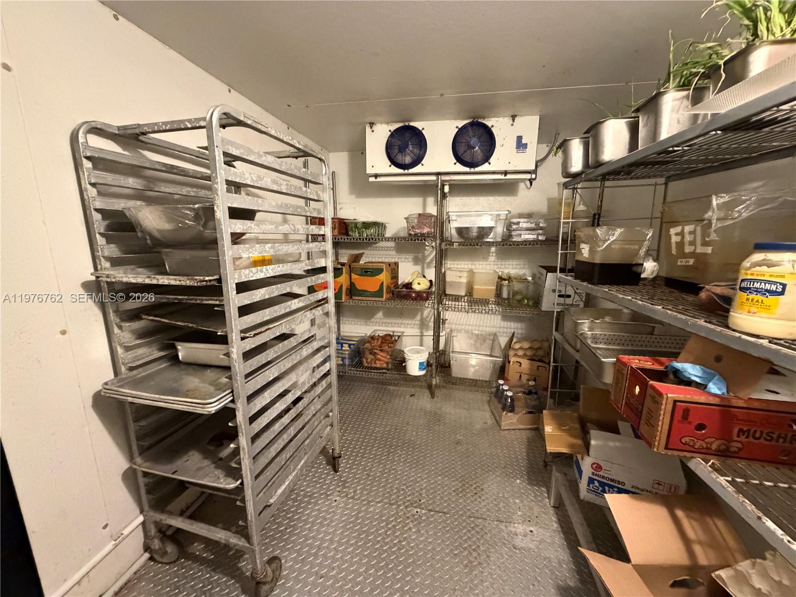 A11976762 Property Photo 8