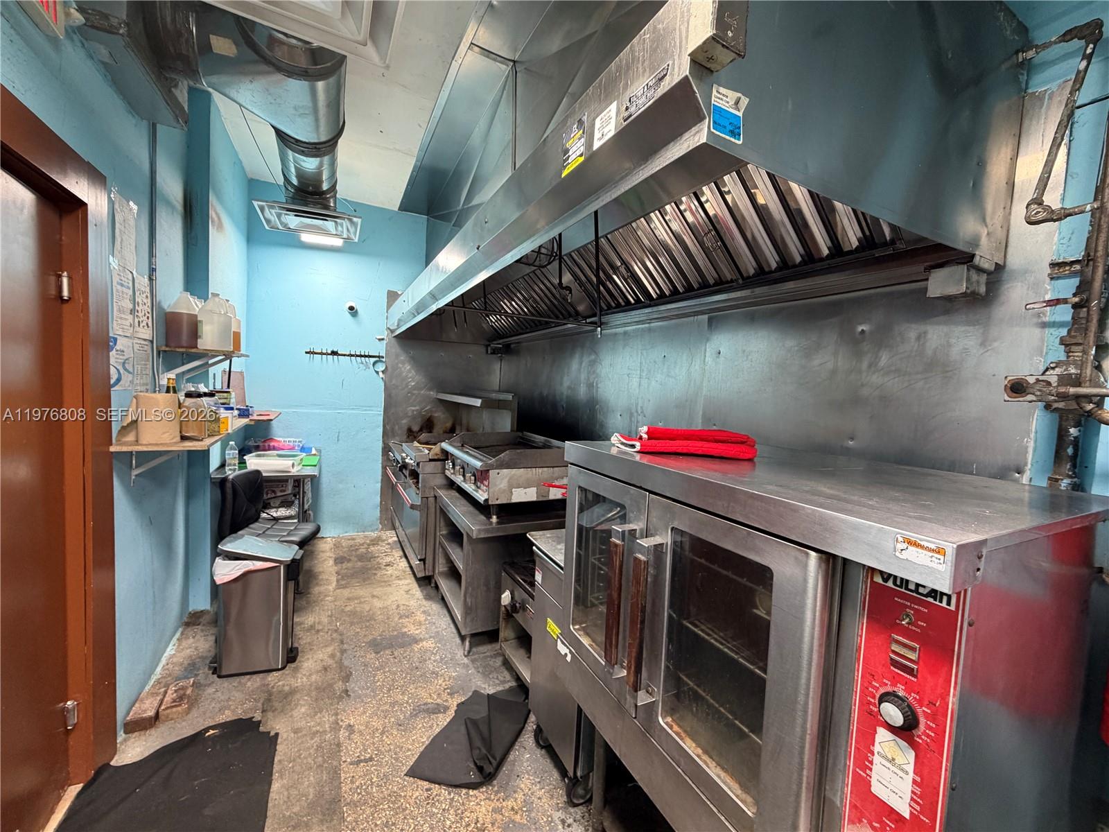 A11976808 Property Photo 1