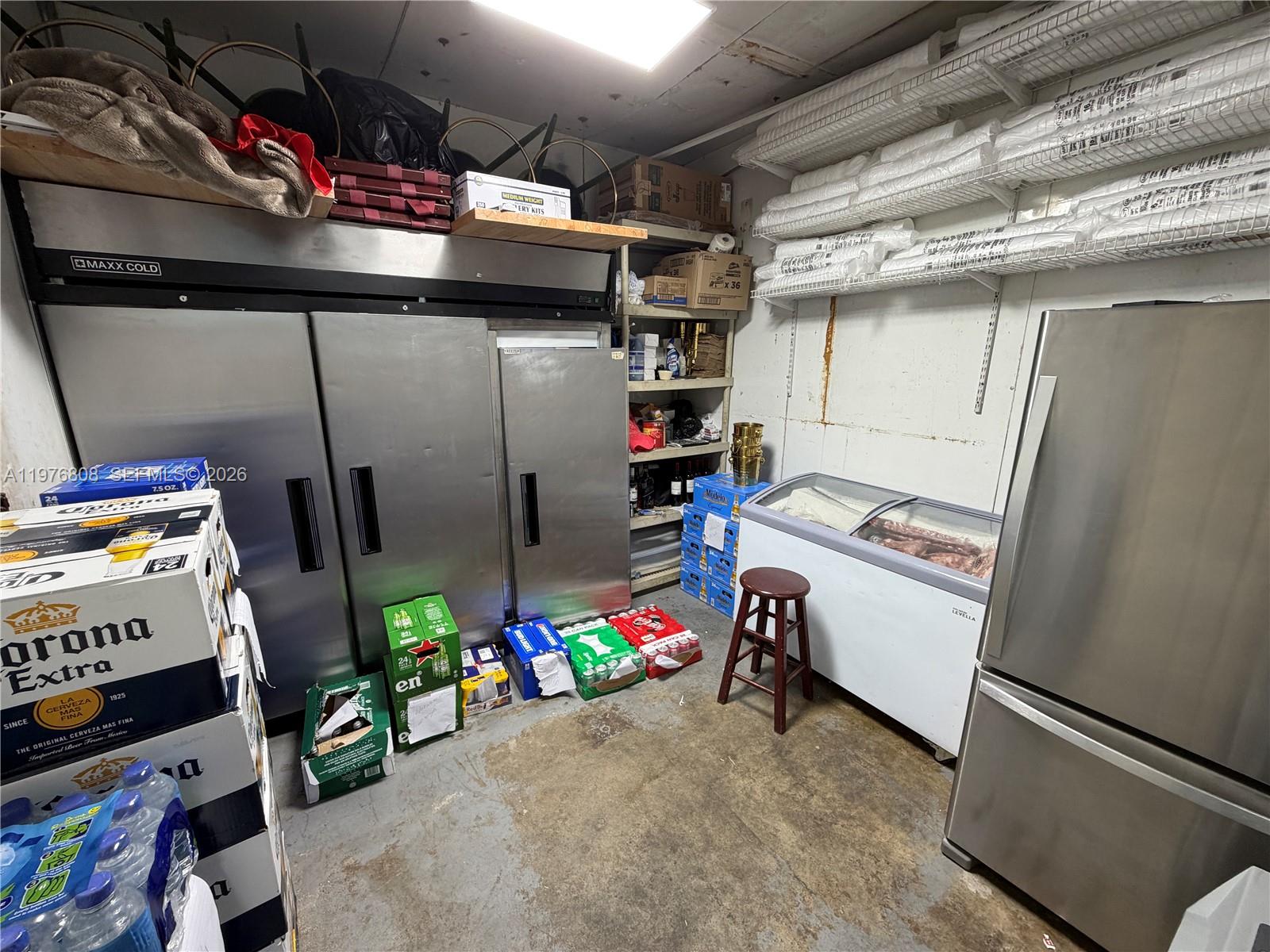 A11976808 Property Photo 4