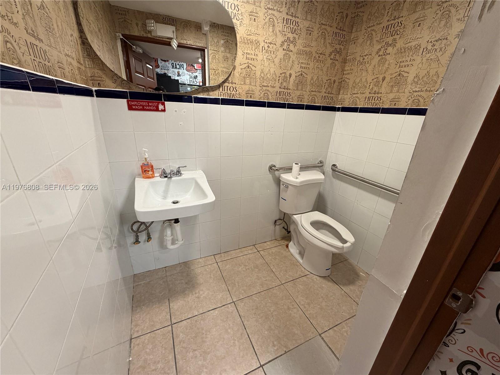 A11976808 Property Photo 15