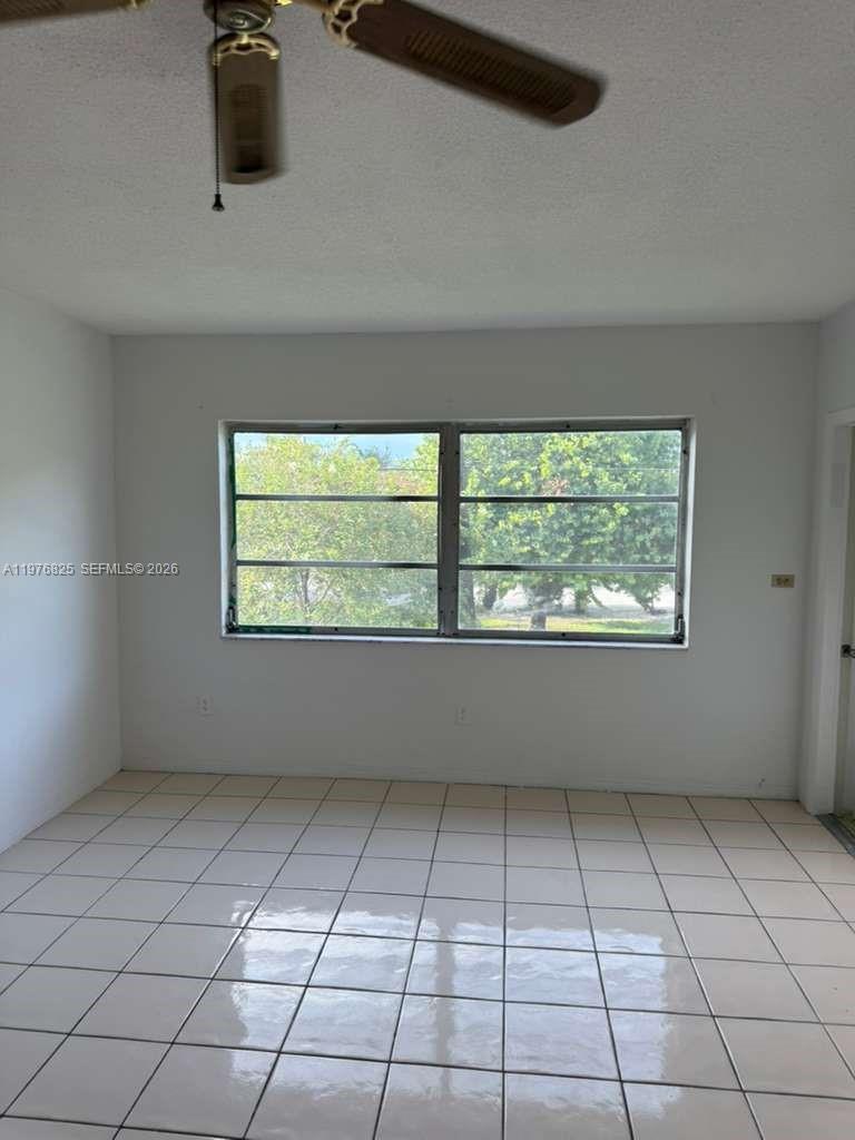 2820 Ne 201st Terrace F215 Property Photo 15