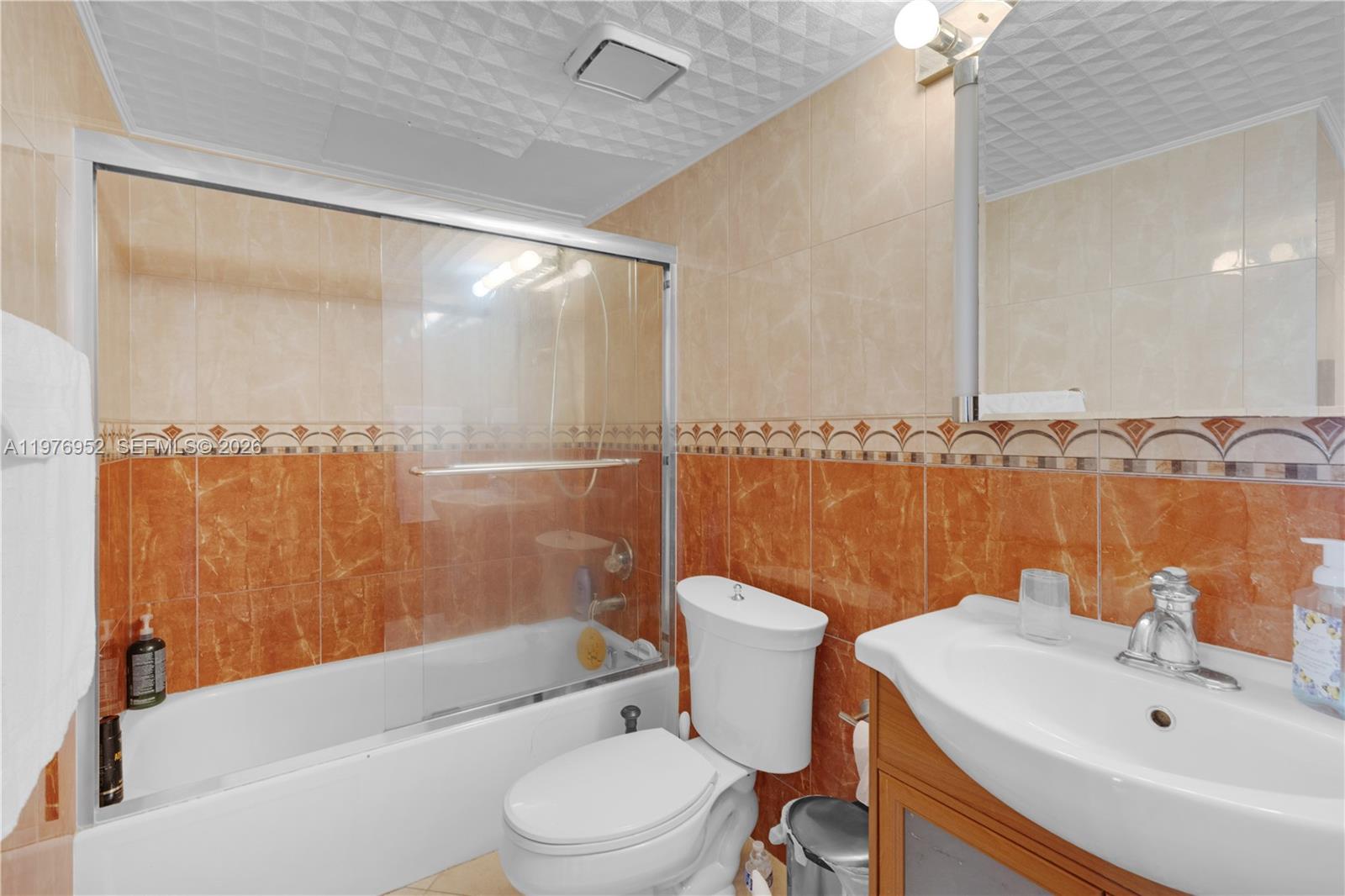 290 174th Street 1006 Property Photo 24