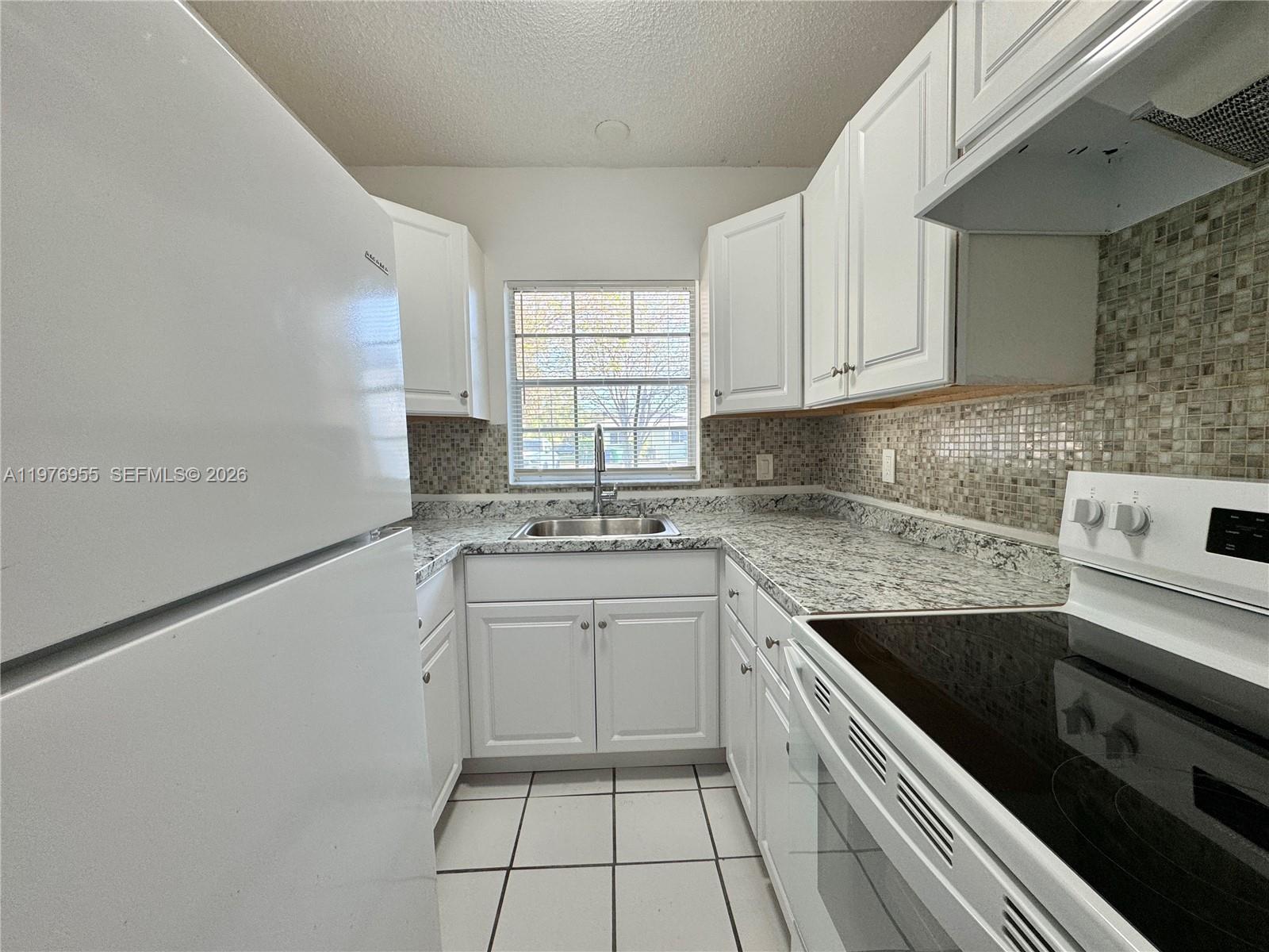 4140 Woodside Drive 107 Property Photo 1