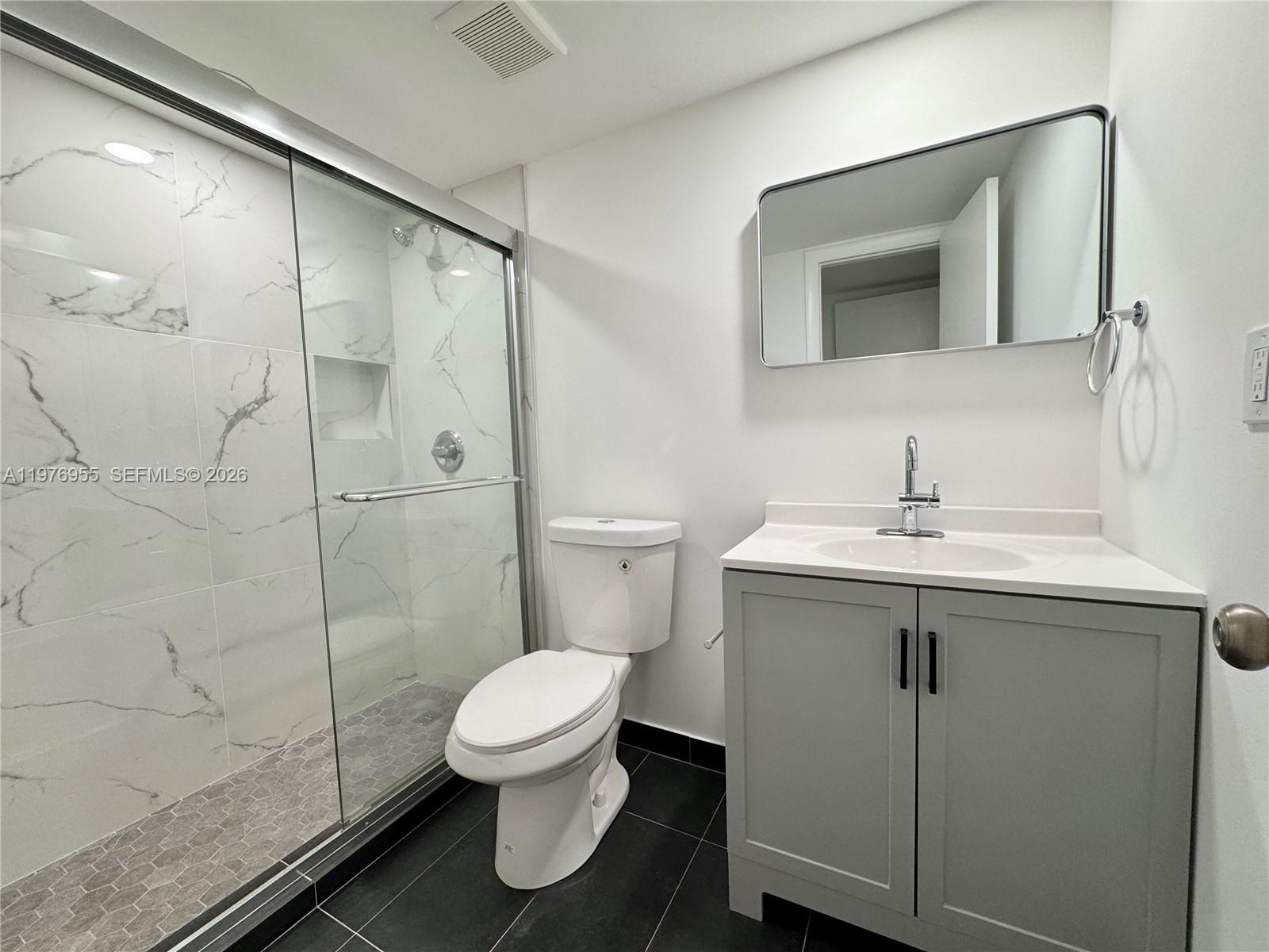 4140 Woodside Drive 107 Property Photo 7