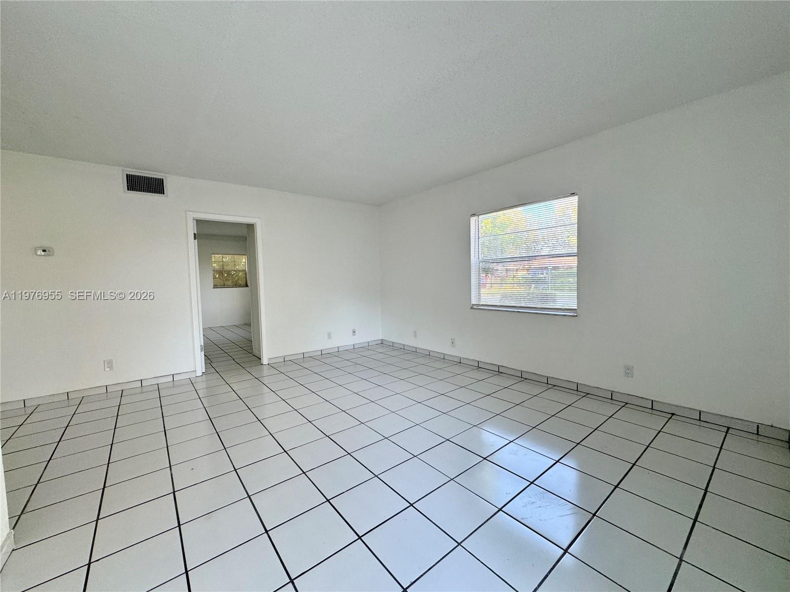 4140 Woodside Drive 107 Property Photo 12