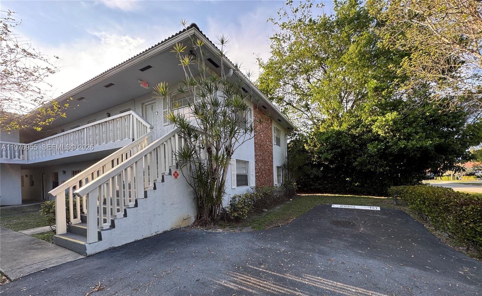 4140 Woodside Drive 107 Property Photo 20