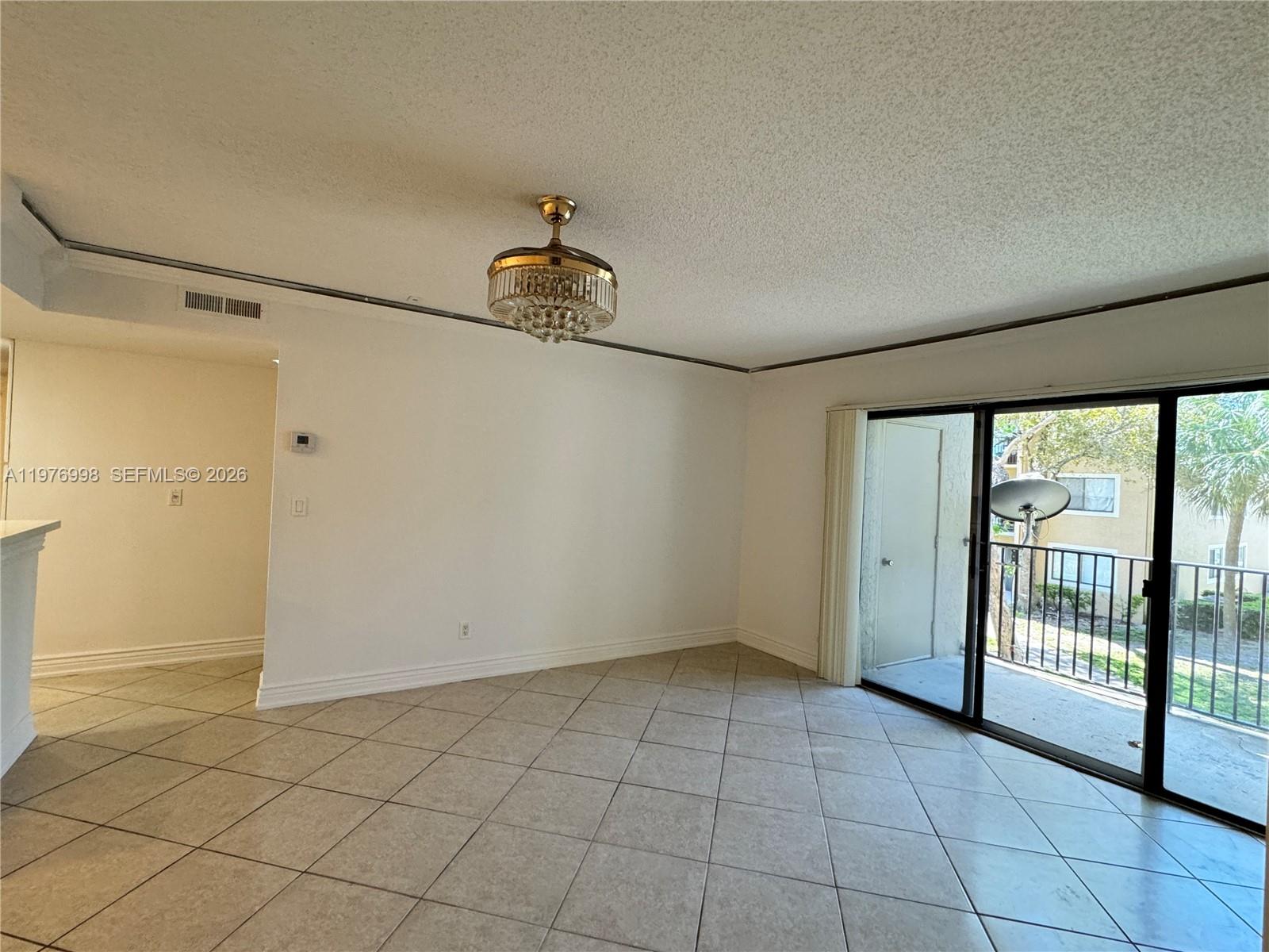 9200 W Atlantic Boulevard 1427 Property Photo 5