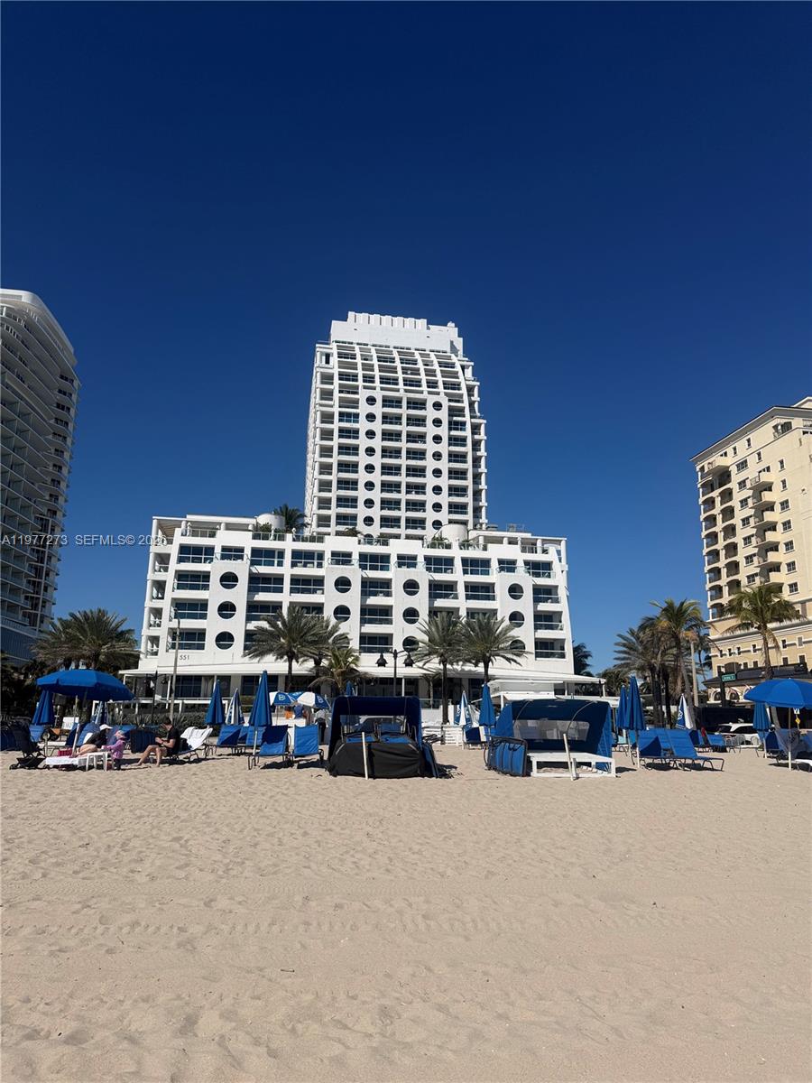 551 N Fort Lauderdale Beach Boulevard R1810 Property Photo 1