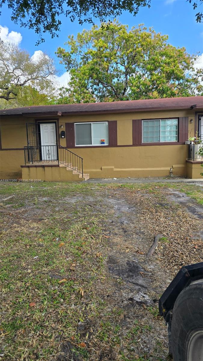 6910 Nw 5th Place Property Photo 1