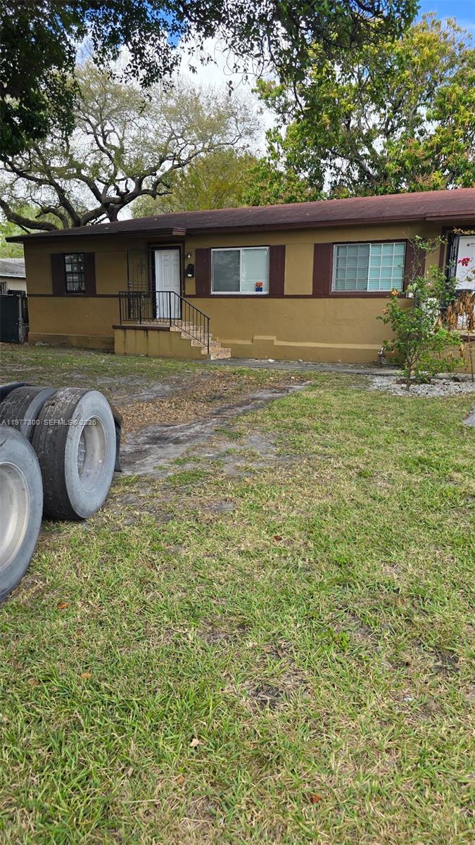 6910 Nw 5th Place Property Photo 5