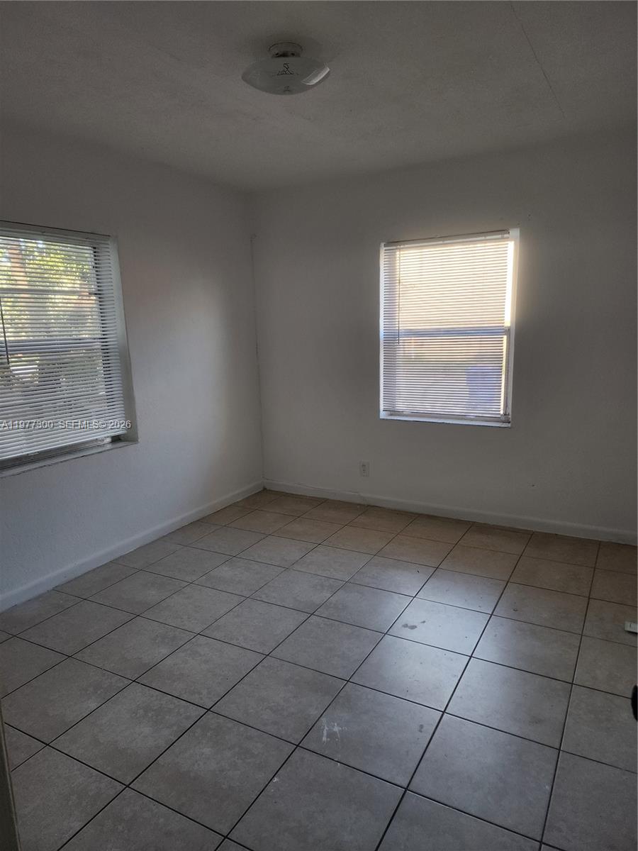 6910 Nw 5th Place Property Photo 14