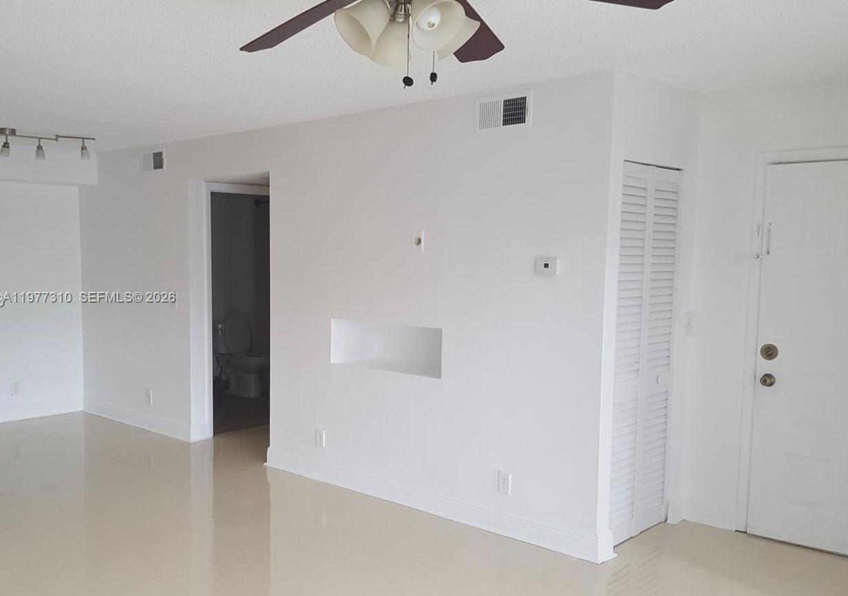 9999 Summerbreeze Drive 420 Property Photo 7