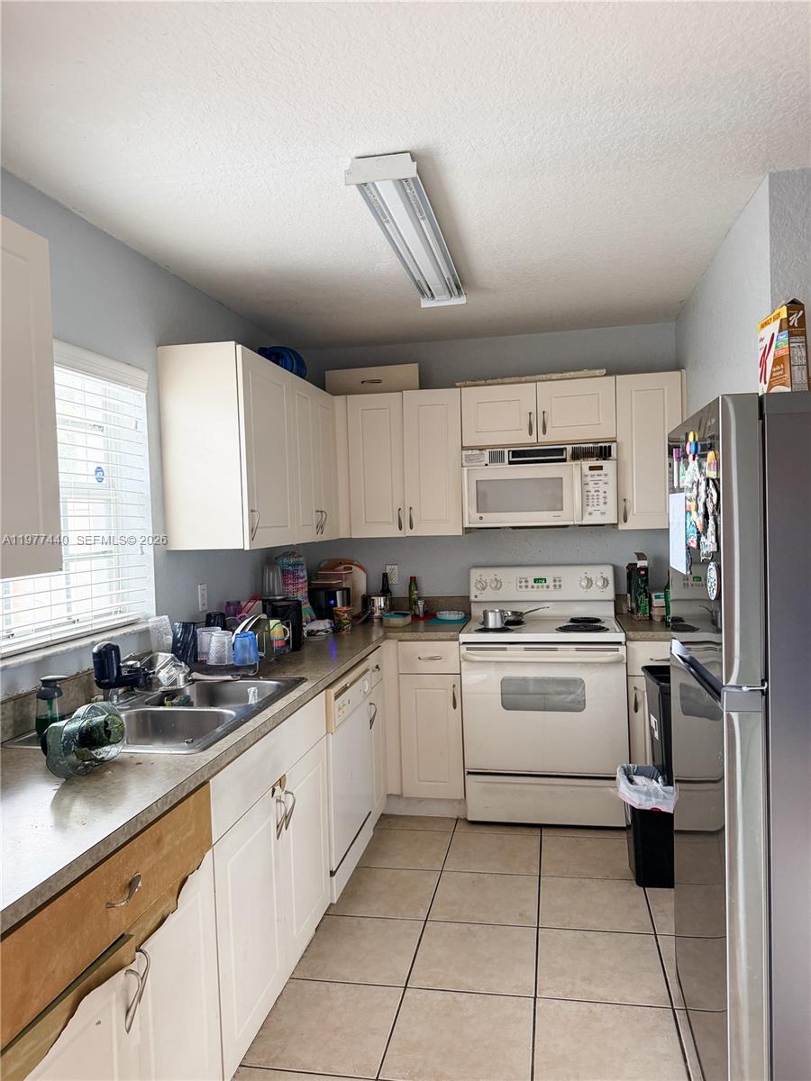 2323 Sw 85way Property Photo 3