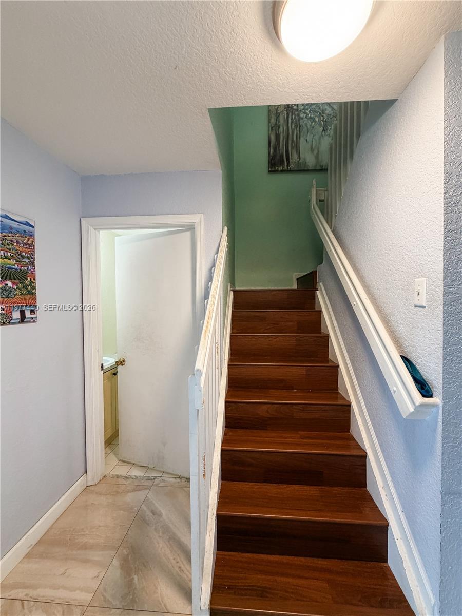 2323 Sw 85way Property Photo 7