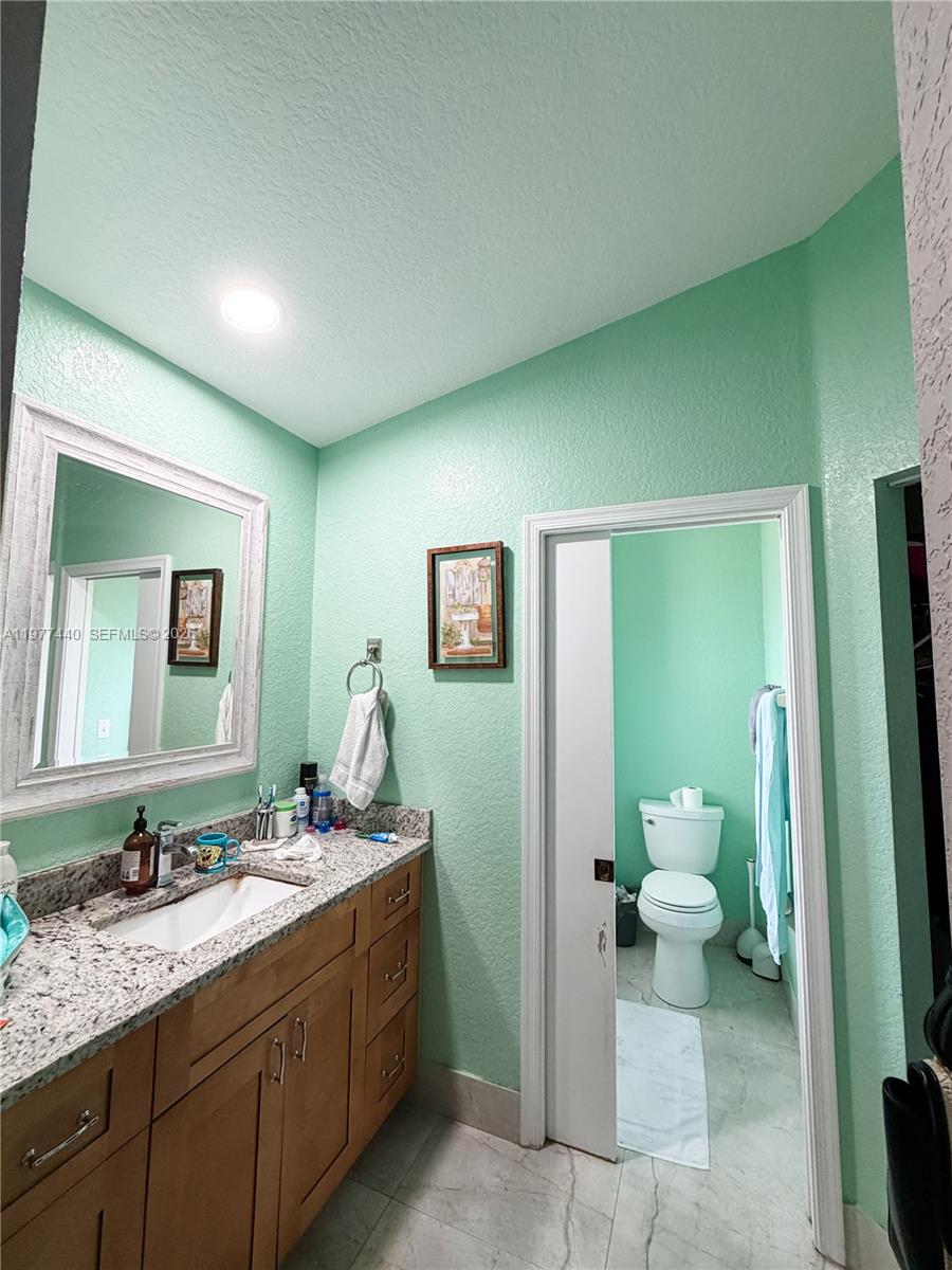 2323 Sw 85way Property Photo 10