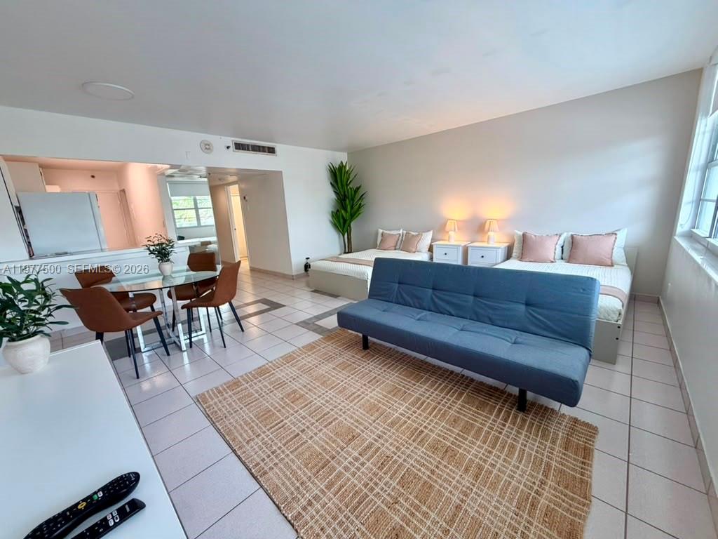 100 Lincoln Road 304 Property Photo 1