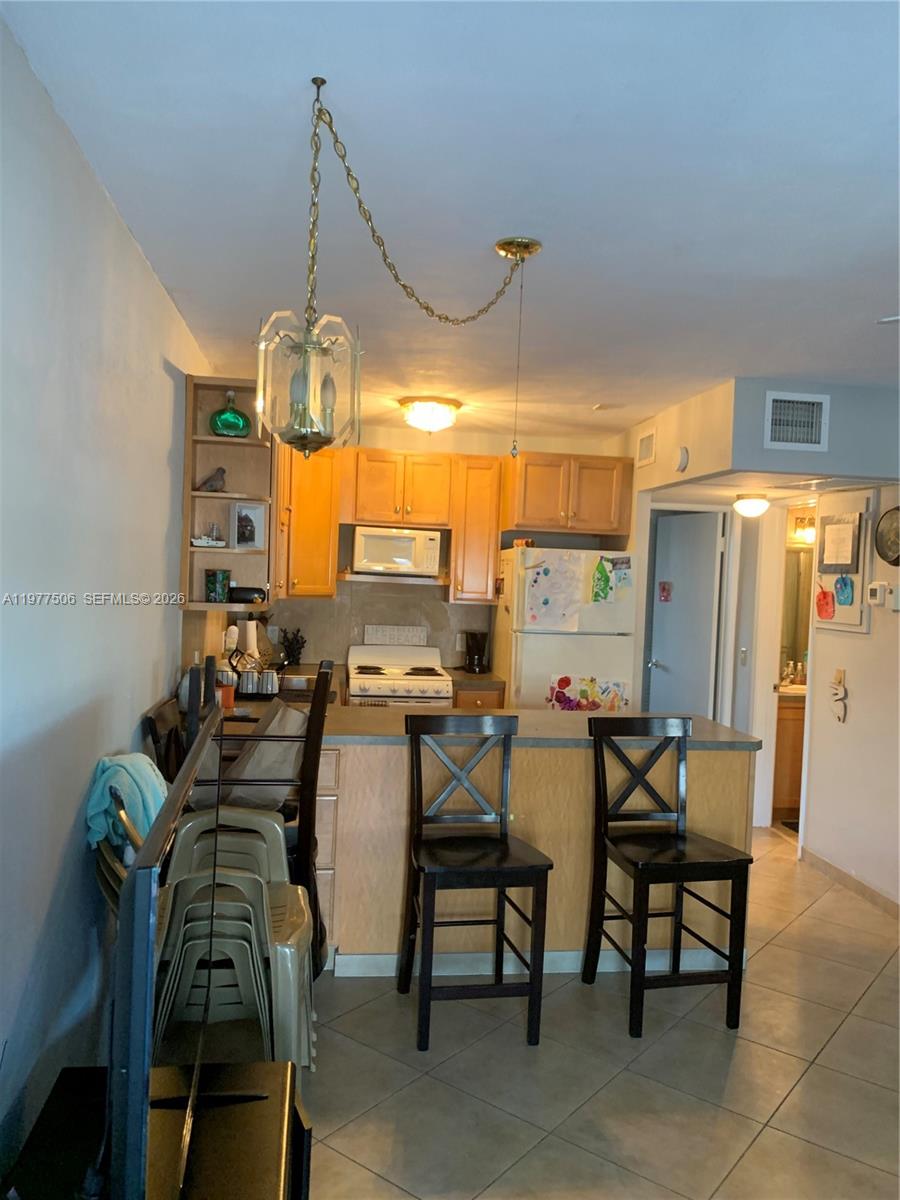322 Taylor Street 2d Property Photo 23