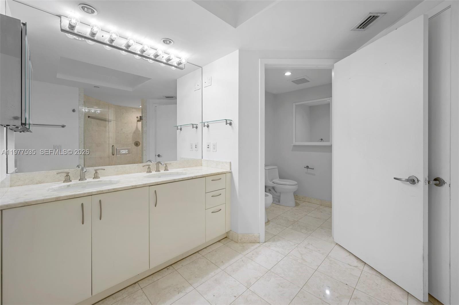 1331 Brickell Bay Drive 911 Property Photo 15