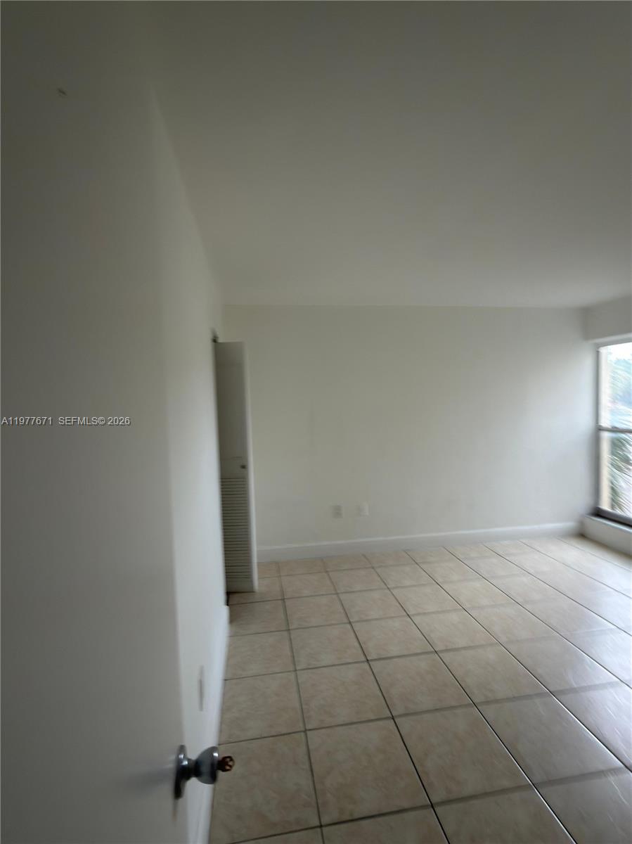 11925 Ne 2nd Avenue B207 Property Photo 6
