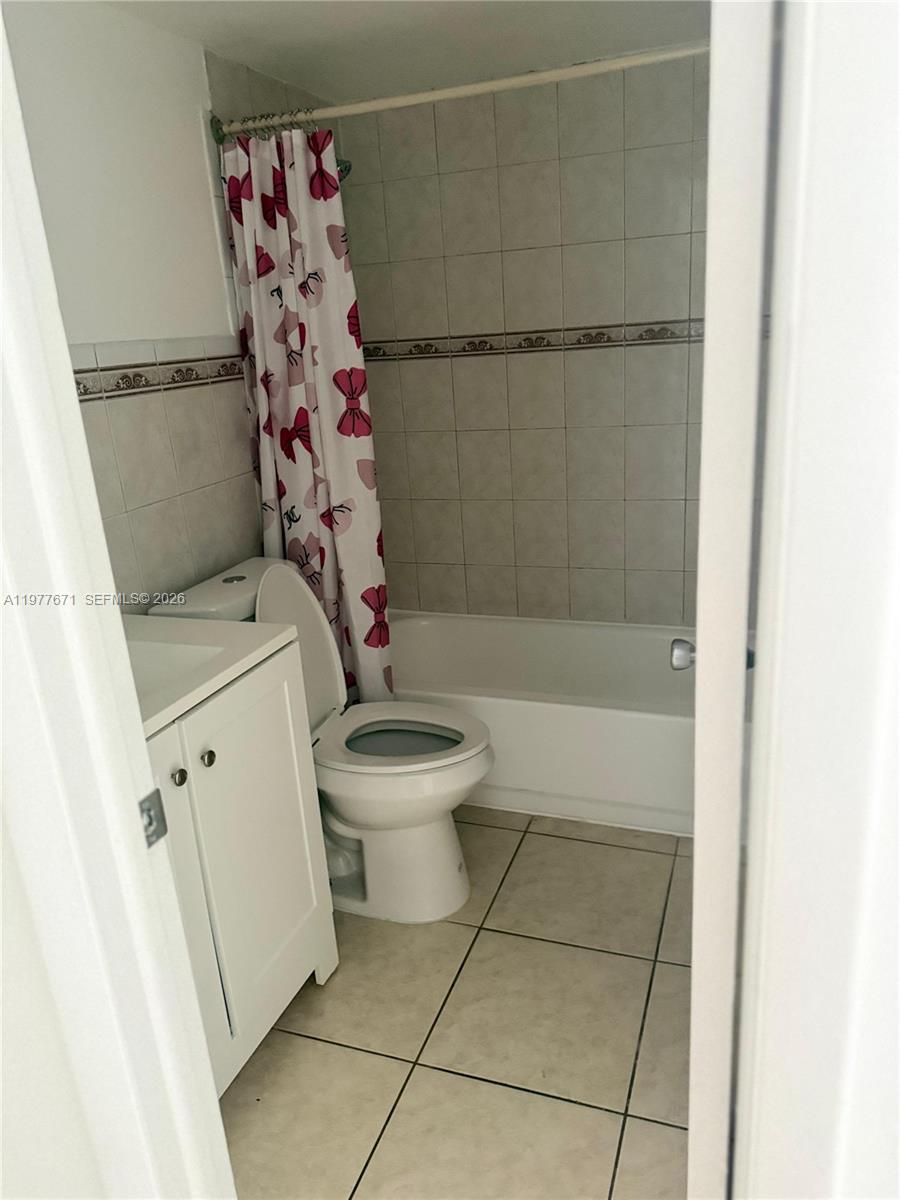 11925 Ne 2nd Avenue B207 Property Photo 8