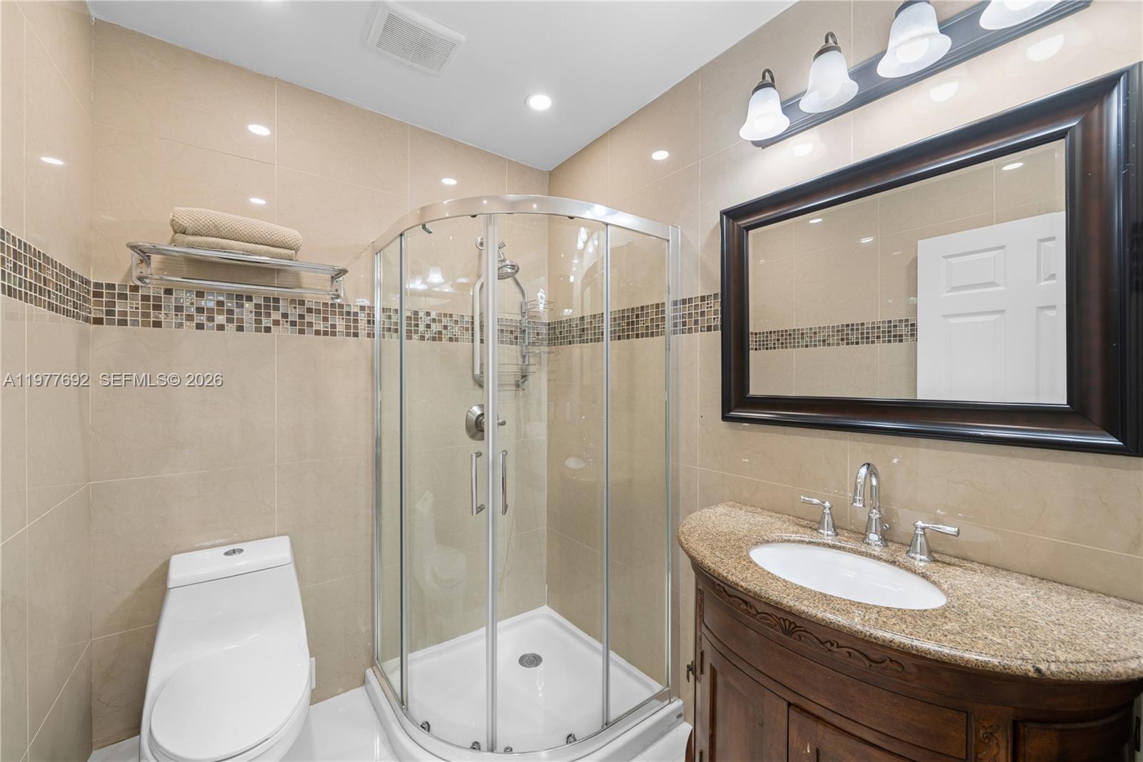 1761 Sw 14 Street Property Photo 14