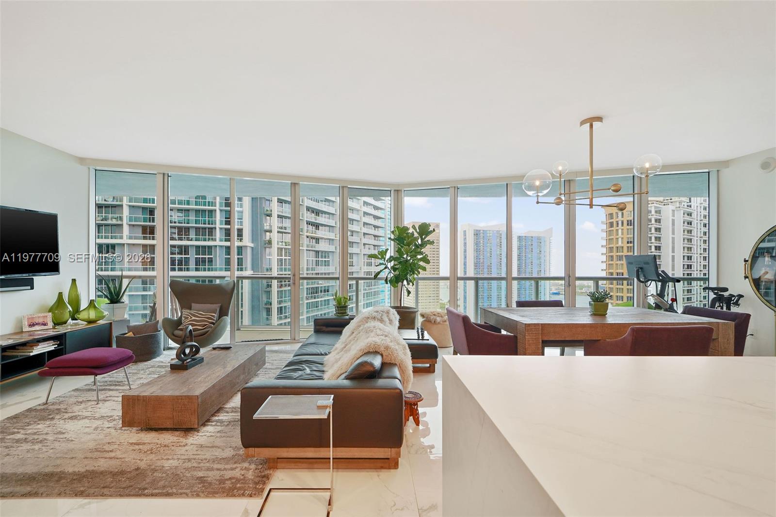 495 Brickell Avenue 2804 Property Photo 2