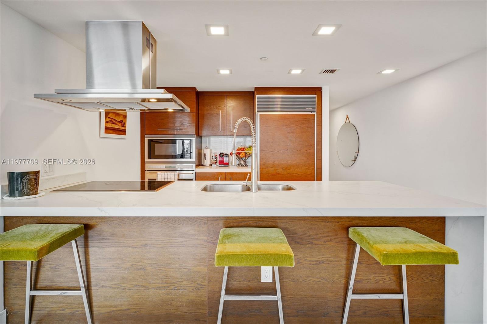 495 Brickell Avenue 2804 Property Photo 6