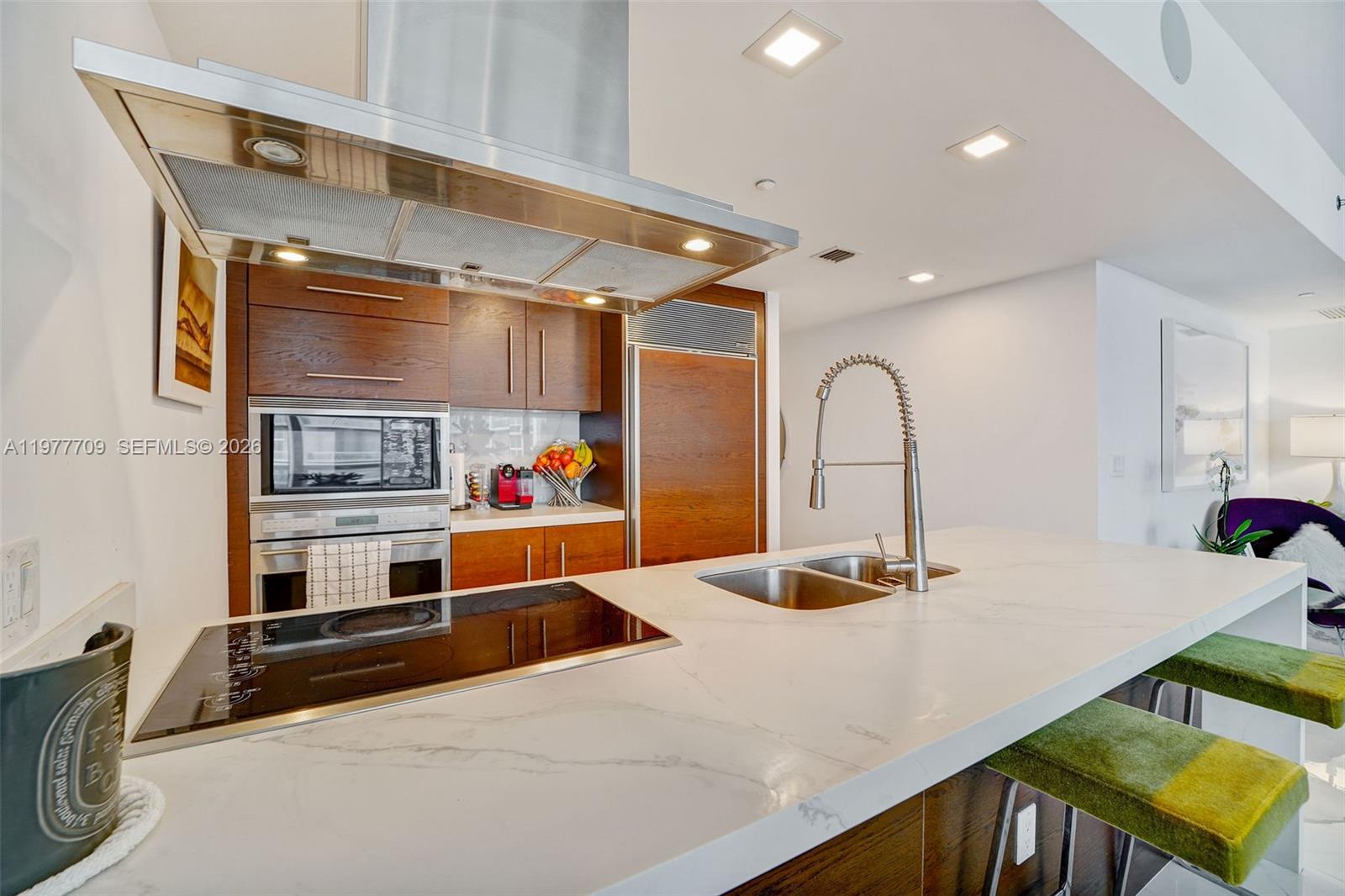 495 Brickell Avenue 2804 Property Photo 7
