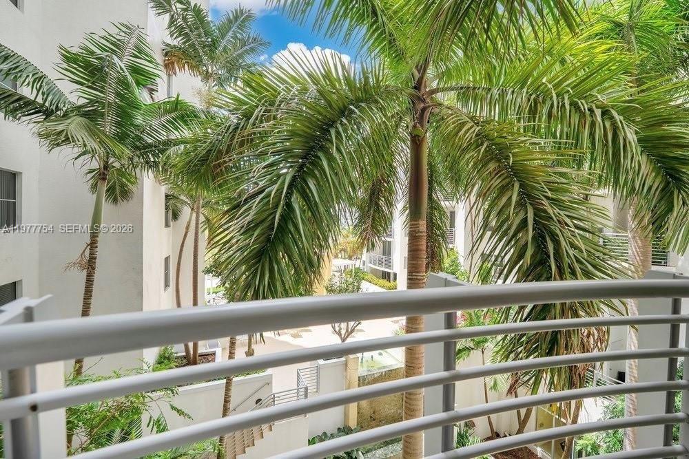 A11977754 Property Photo 11