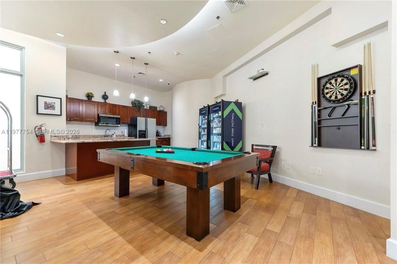 A11977754 Property Photo 17