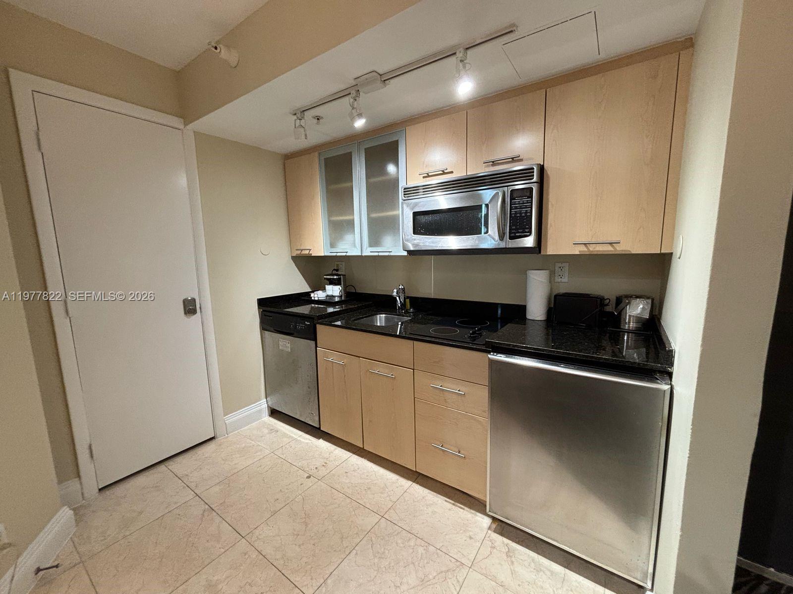 2670 E Sunrise Boulevard 302 Property Photo 25