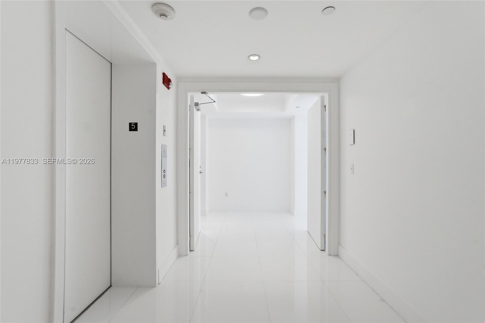 2627 S Bayshore Drive 501 Property Photo 1