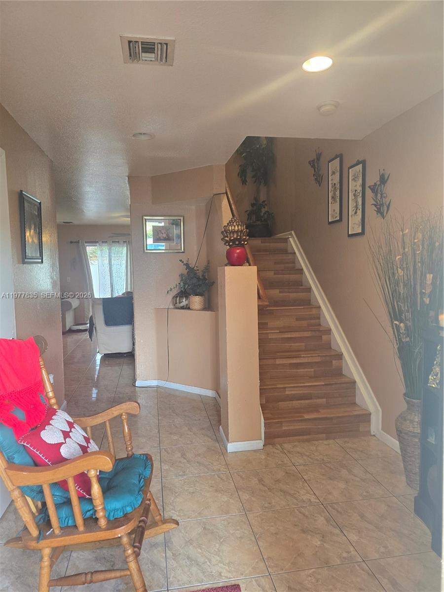 A11977835 Property Photo 2