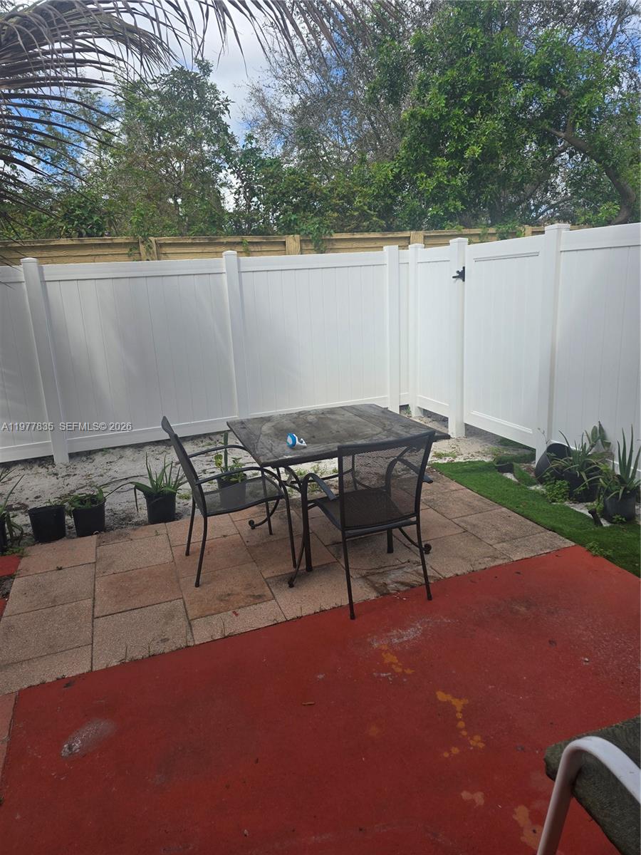 A11977835 Property Photo 6