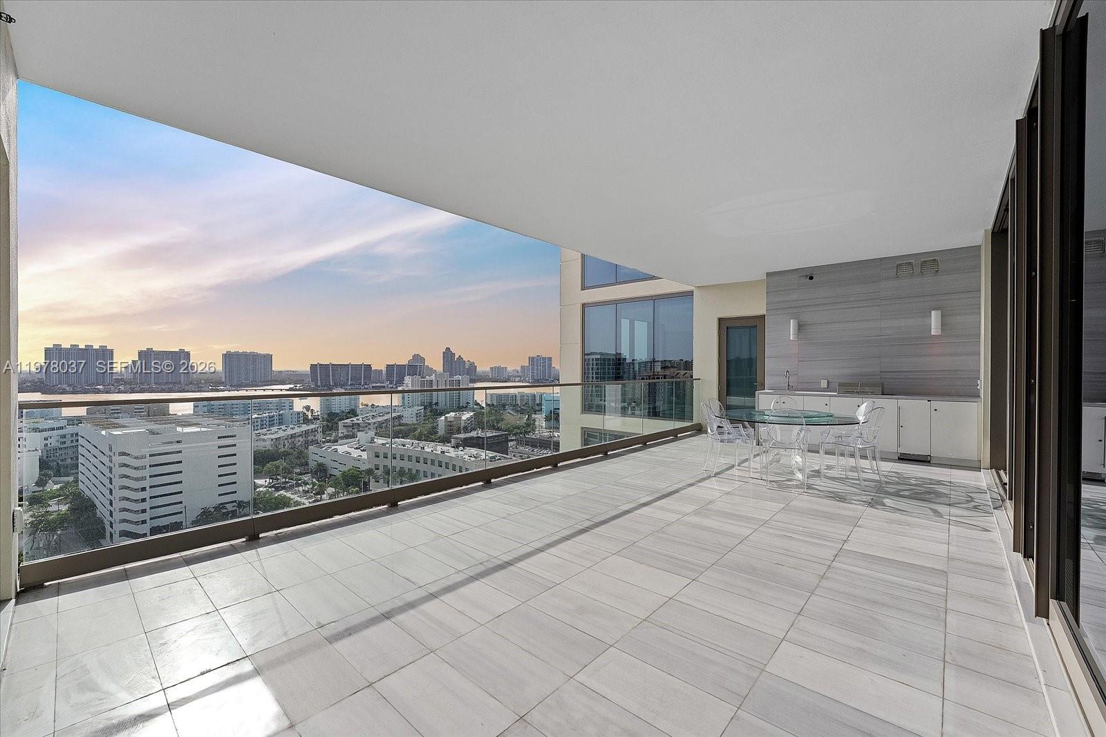 17901 Collins Avenue 1506 Property Photo 16