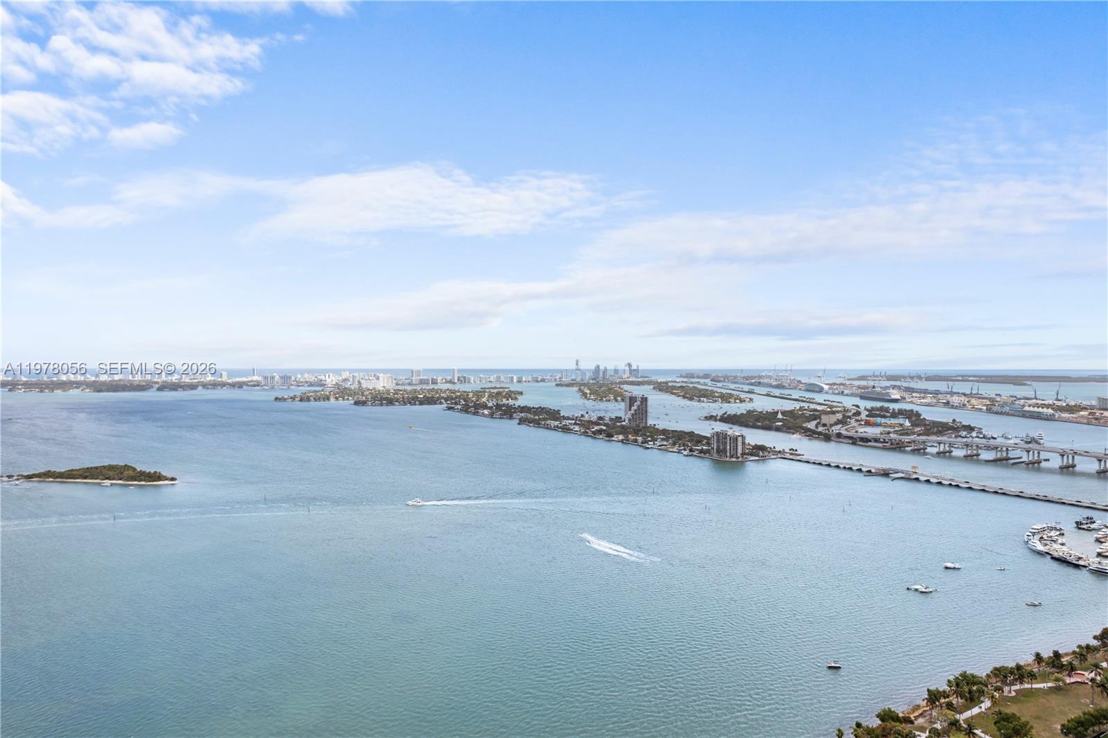 2020 N Bayshore Drive Ph 4702 Property Photo 2