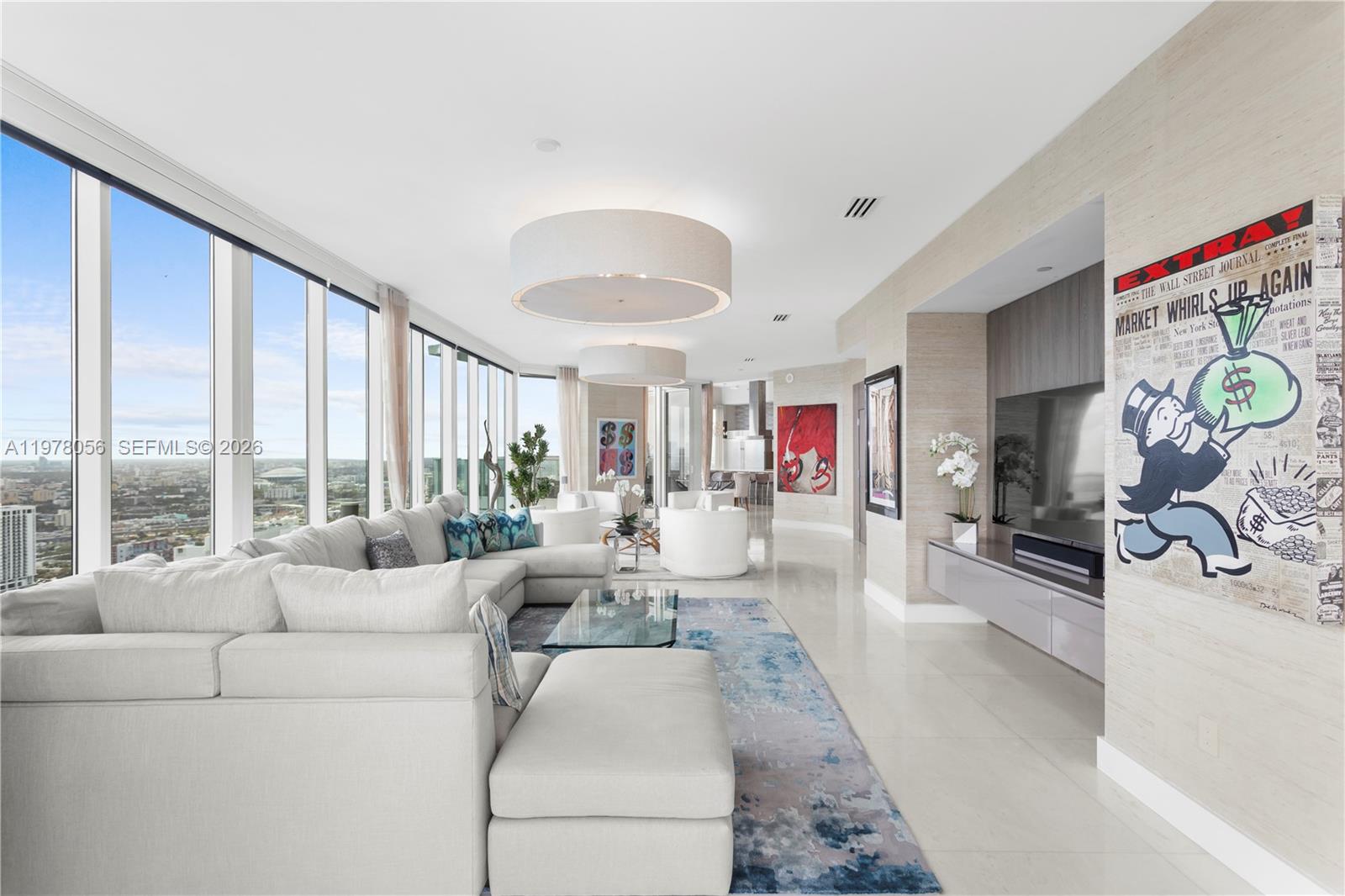 2020 N Bayshore Drive Ph 4702 Property Photo 7