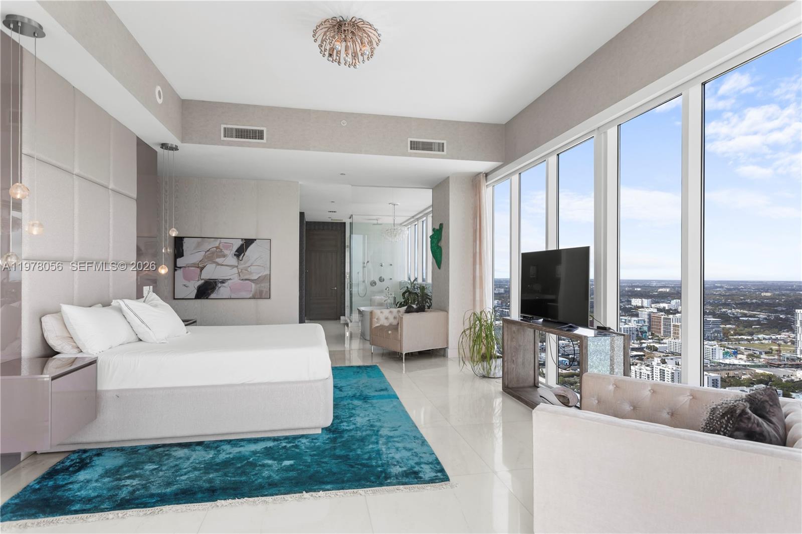 2020 N Bayshore Drive Ph 4702 Property Photo 31