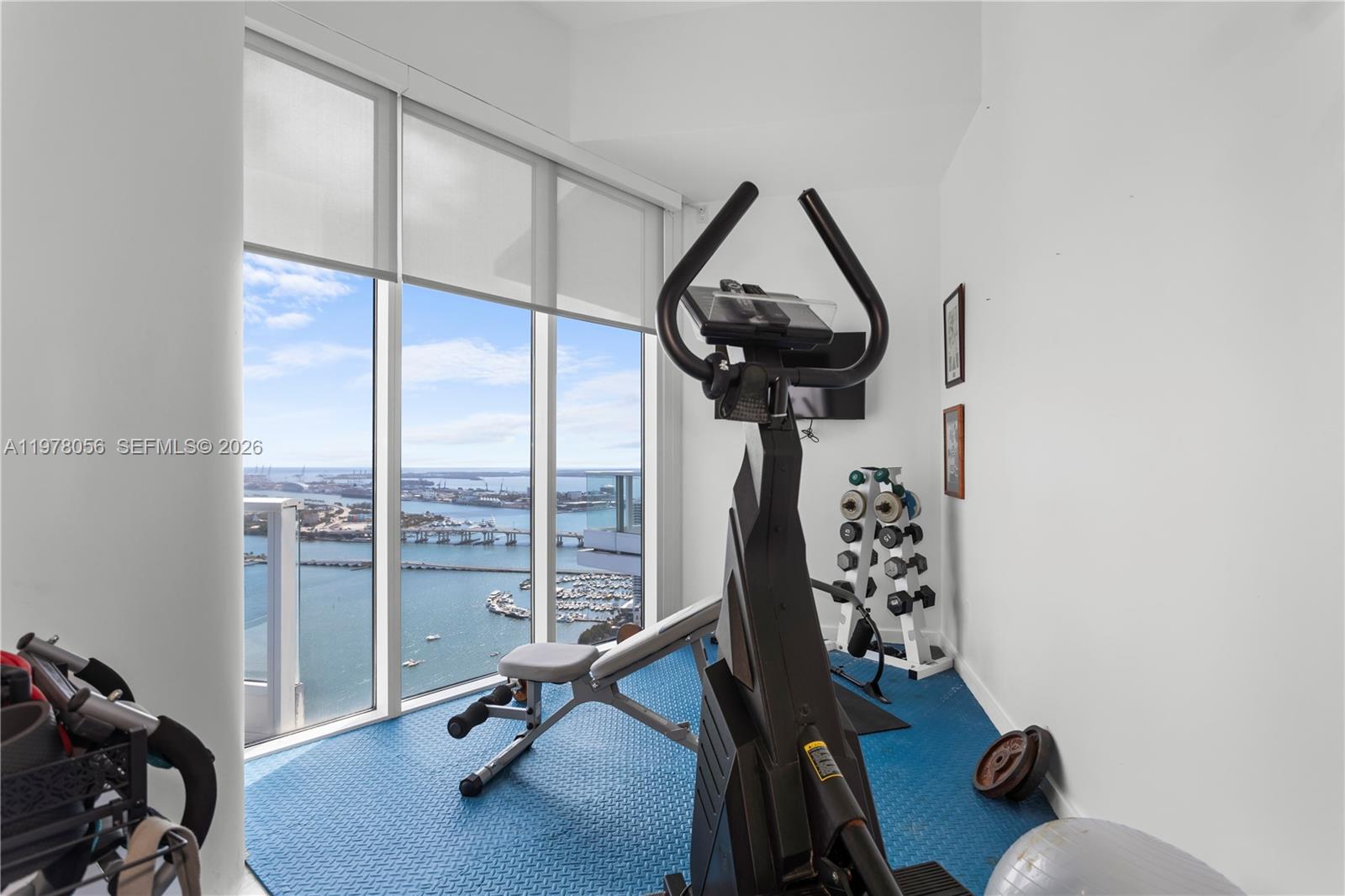 2020 N Bayshore Drive Ph 4702 Property Photo 61