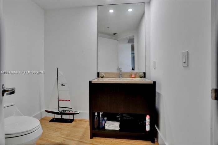 18201 Collins Avenue 1202 Property Photo 17