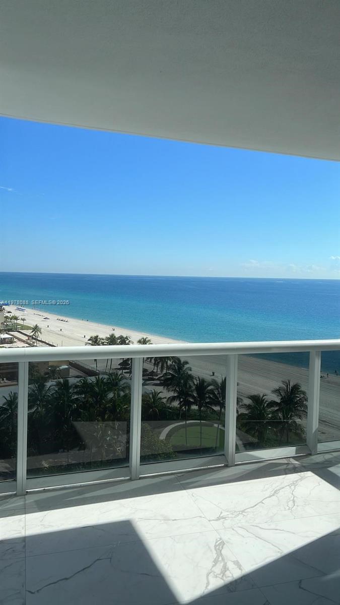 18201 Collins Avenue 1202 Property Photo 31