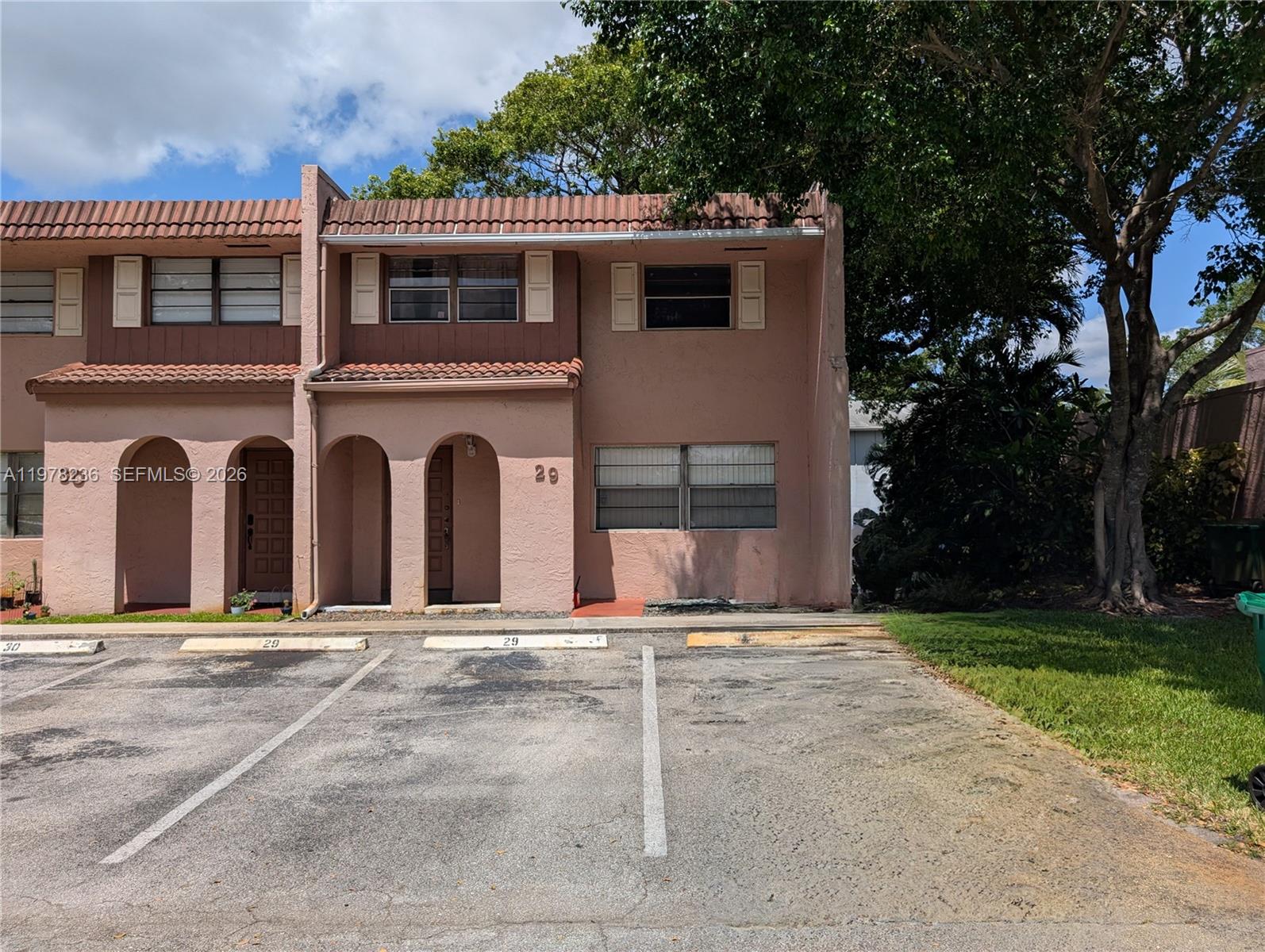 29 Seville Circle 4-49