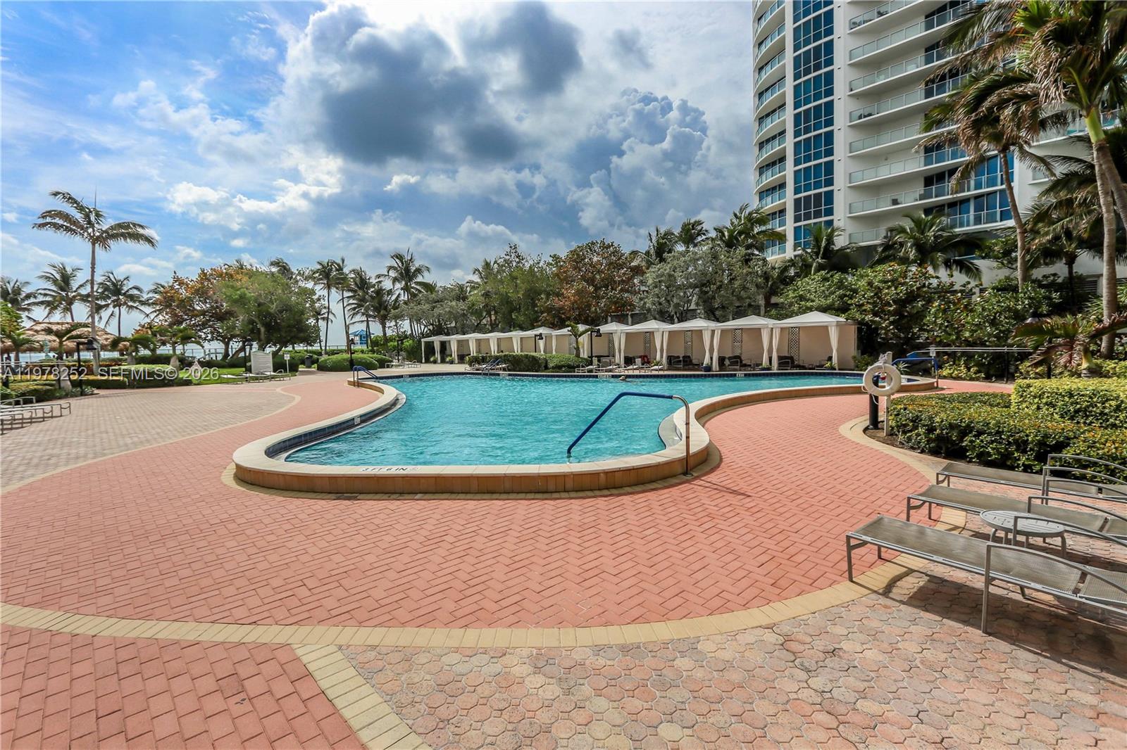 3001 S Ocean Drive 411 Property Photo 13