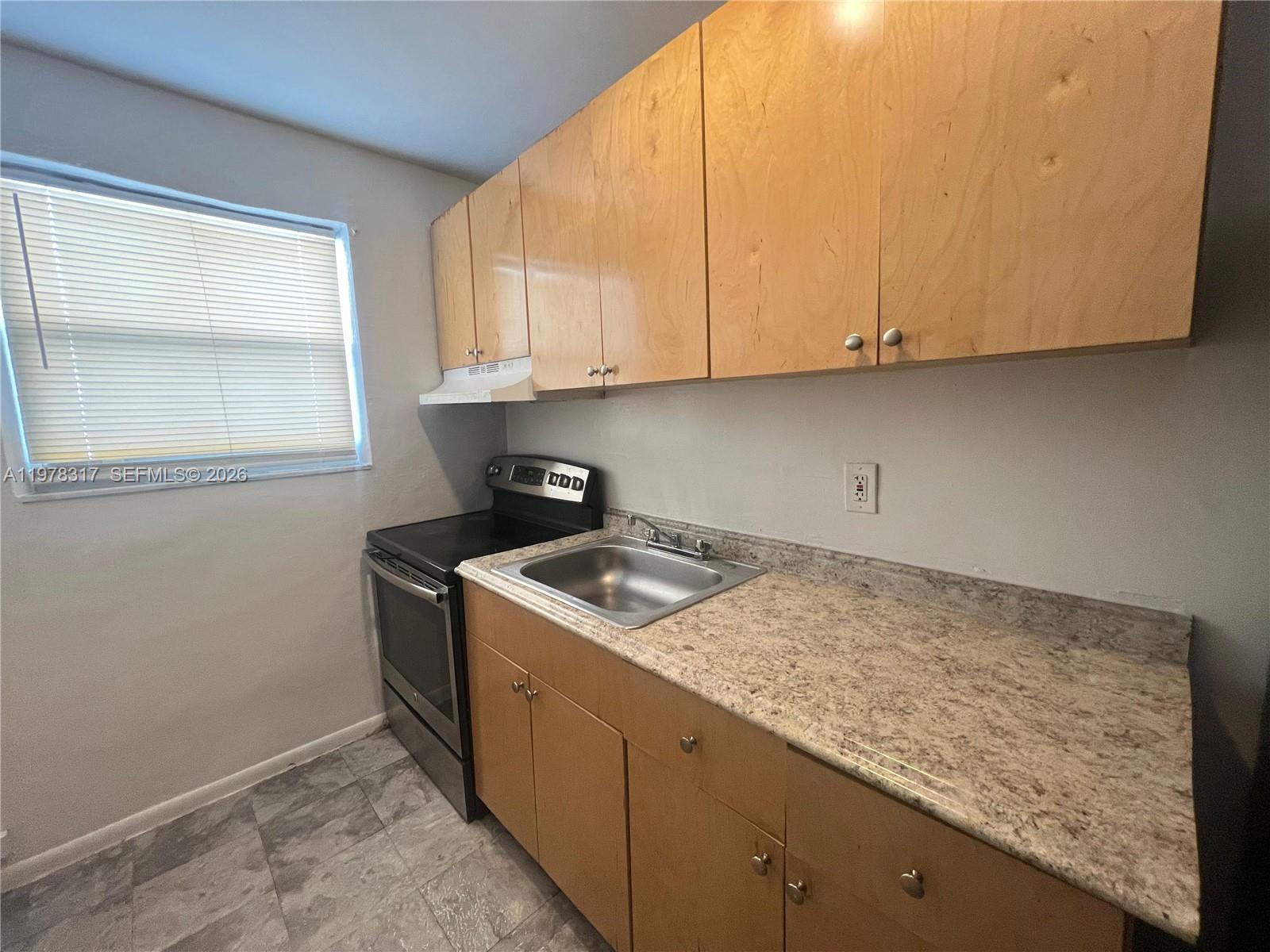 A11978317 Property Photo 4
