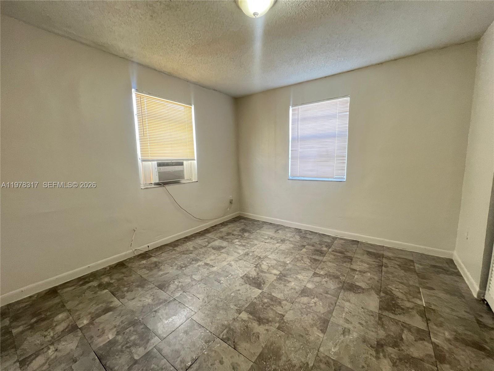 A11978317 Property Photo 5
