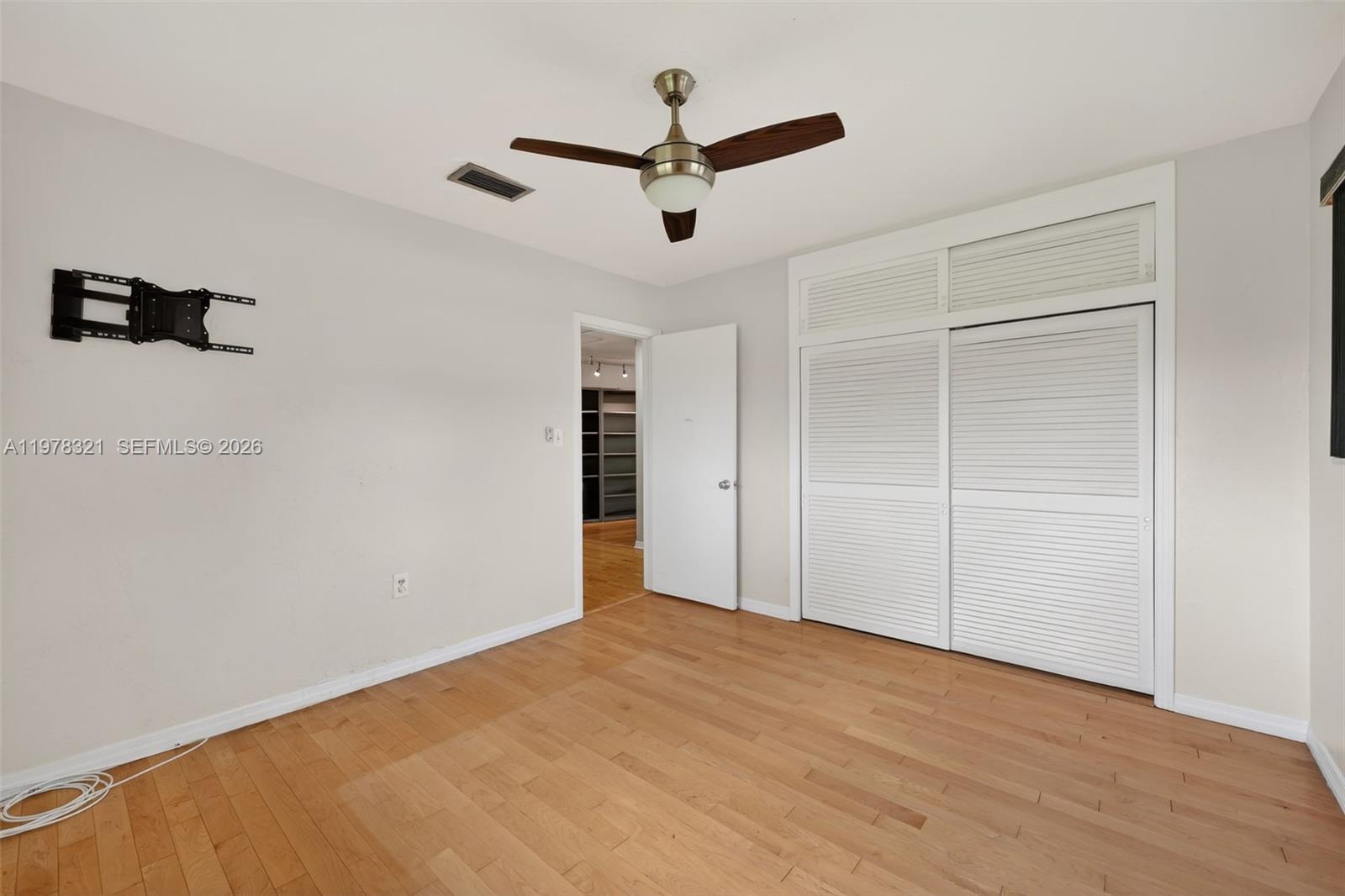 5541 Teal Terrace Property Photo 41